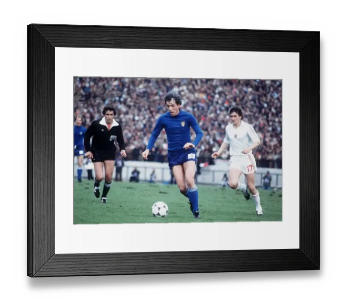 Framed Print : Italy v Hungary World Cup 1978 football Bettega Italy with Pusztai