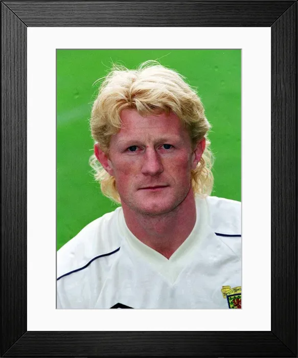 Framed Print : Colin Hendry May 1998 Scotland World Cup squad Framed Print : Colin Hendry May 1998 Scotland World Cup squad