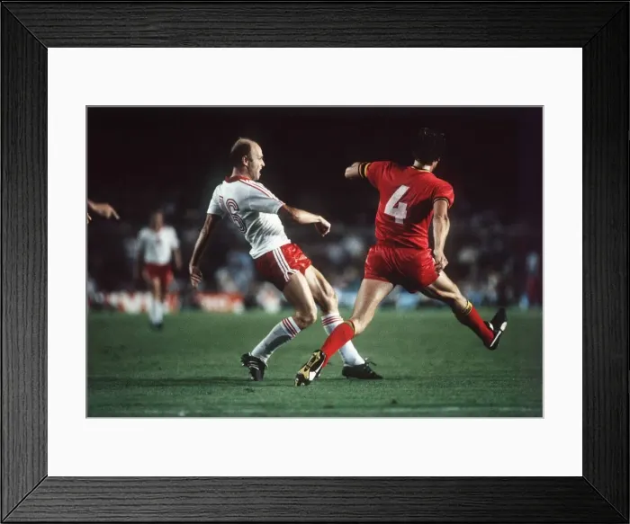 Framed Print : Poland v Belgium 1982 World Cup Grzegorz Lato (white Framed Print : Poland v Belgium 1982 World Cup Grzegorz Lato (white