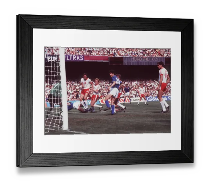 Framed Print : Poland v Italy 1982 World Cup Paolo Rossi scores a goal for italy