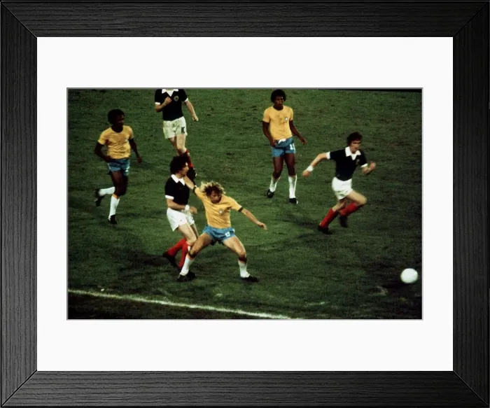 Framed Print : World Cup 1974 Scotland Brazil Morgan grabbed round neck Framed Print : World Cup 1974 Scotland Brazil Morgan grabbed round neck