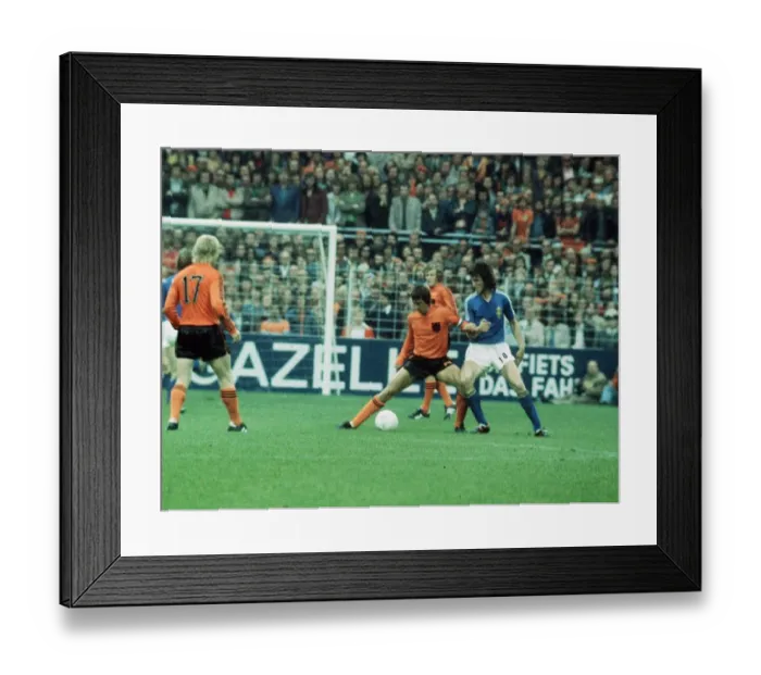Framed Print : Johan Cruyff World Cup 1974 Holland Sweden football Framed Print : Johan Cruyff World Cup 1974 Holland Sweden football