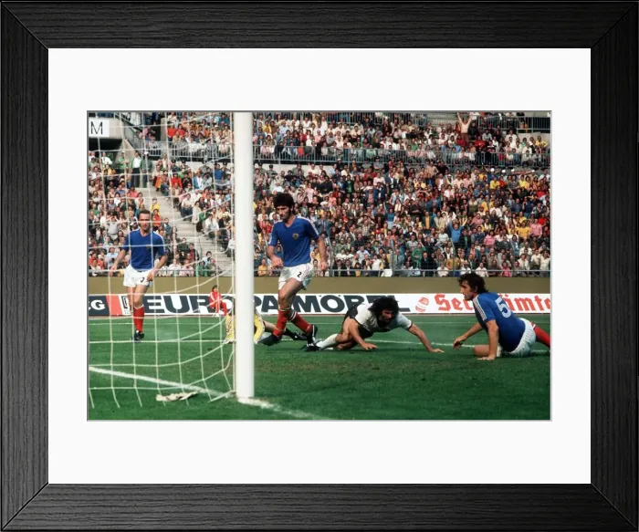 Framed Print : Yugoslavia v West Germany World Cup 1974 football Mueller scores 2nd goal
