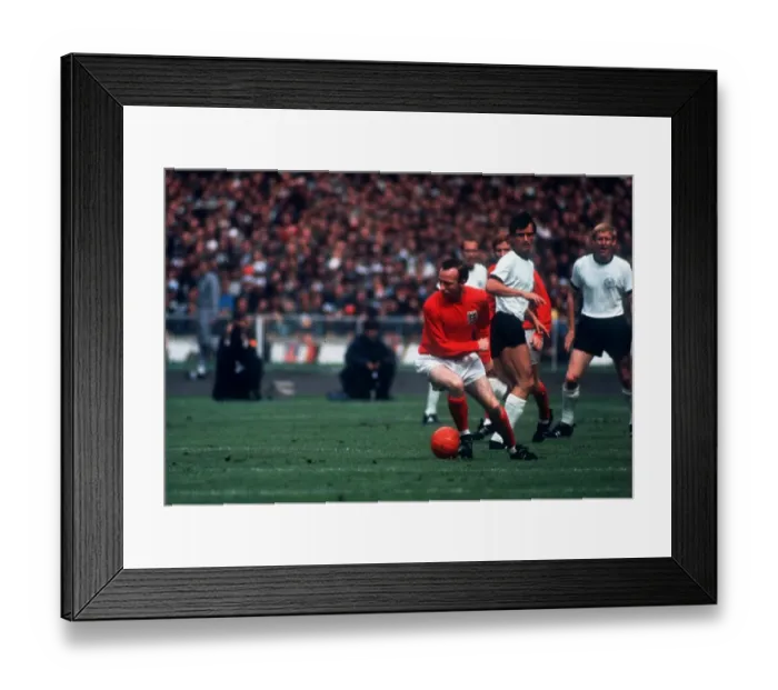 Framed Print : 1966 World Cup Final at Wembley Stadium. England 4 v West German2 after extra time Framed Print : 1966 World Cup Final at Wembley Stadium. England 4 v West German2 after extra time