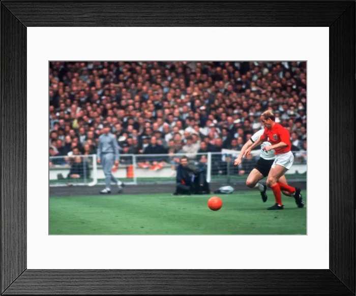 Framed Print : World Cup Final 1966 England 4 West Germany 2, Bobby Charlton, Saturday 30th July 1966 Framed Print : World Cup Final 1966 England 4 West Germany 2, Bobby Charlton, Saturday 30th July 1966