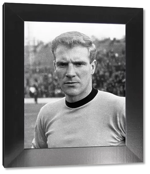 Ron Flowers Wolverhampton Wanderers midfielder 1952-1967, Circa January 1966