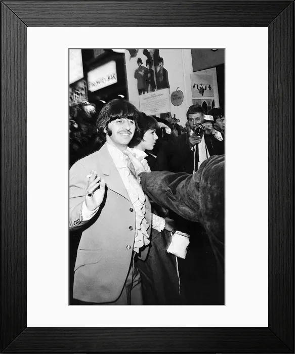 Framed Print : Ringo Starr at Bowater House cinema for the premiere of Yellow Submarine'film Framed Print : Ringo Starr at Bowater House cinema for the premiere of Yellow Submarine'film