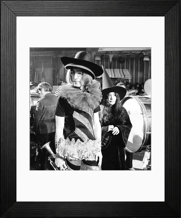 Framed Print : John Lennon and Yoko at The Rolling Stones Rock n Roll Circus
