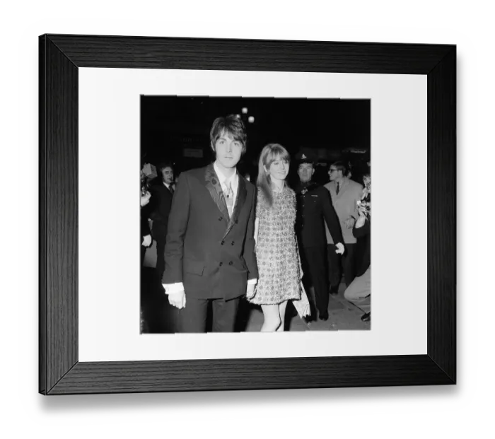 Framed Print : Paul McCartney attending the film premiere of How I Won the War which stars fellow