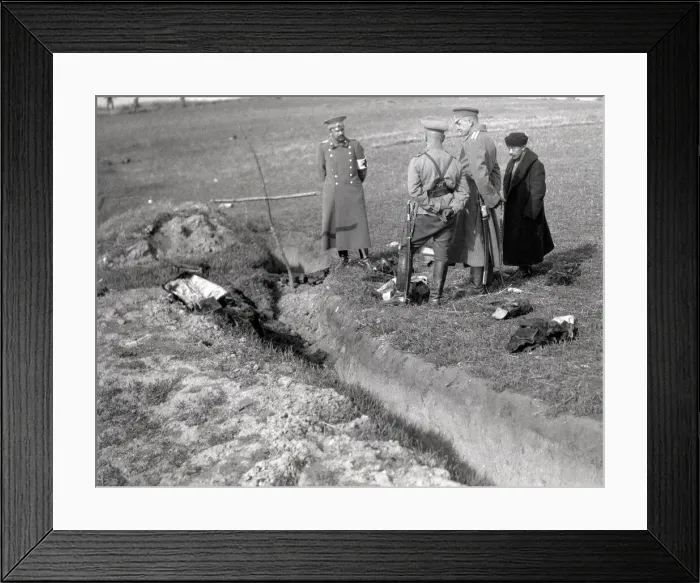 Framed Print : Russians at the graveside of an Austrian officer after the Battle of Lemberg. 1914 Framed Print : Russians at the graveside of an Austrian officer after the Battle of Lemberg. 1914