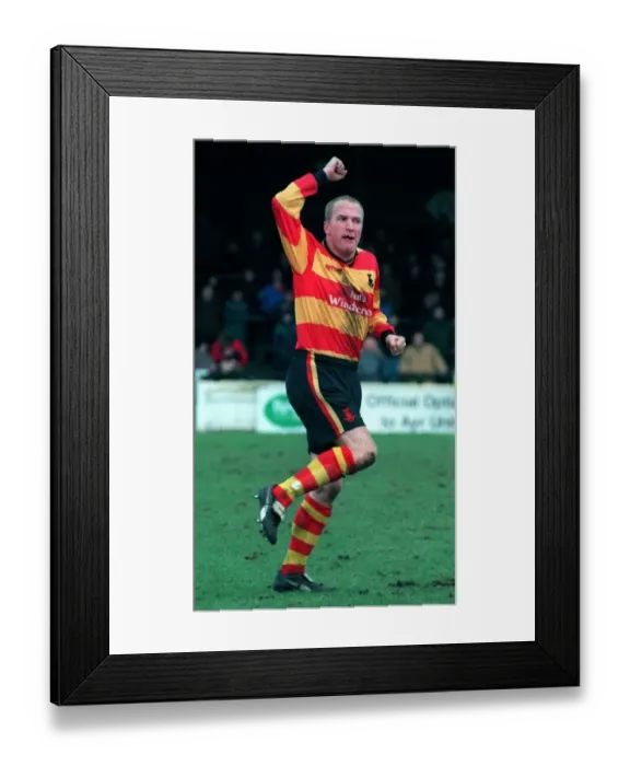 Framed Print : Chic Charnley football player March 1998 Celebrates Partick Thistle Framed Print : Chic Charnley football player March 1998 Celebrates Partick Thistle