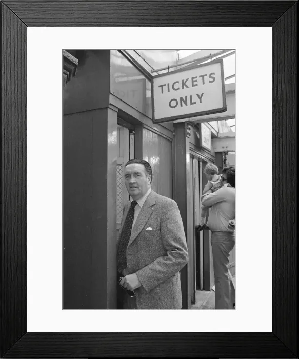 Framed Print : Football manager Jock Stein outside Highbury Stadium, for talks with Leeds United about Framed Print : Football manager Jock Stein outside Highbury Stadium, for talks with Leeds United about