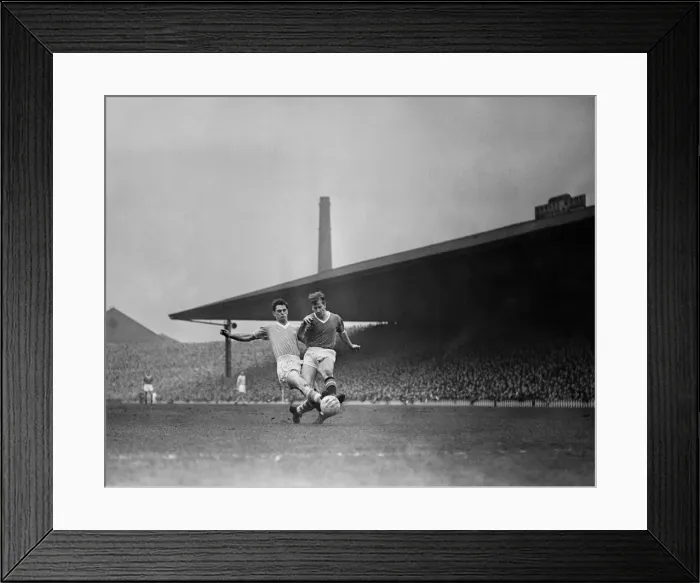 Framed Print : English League Division One match at Old Trafford. Manchester United 4 v Manchester Framed Print : English League Division One match at Old Trafford. Manchester United 4 v Manchester