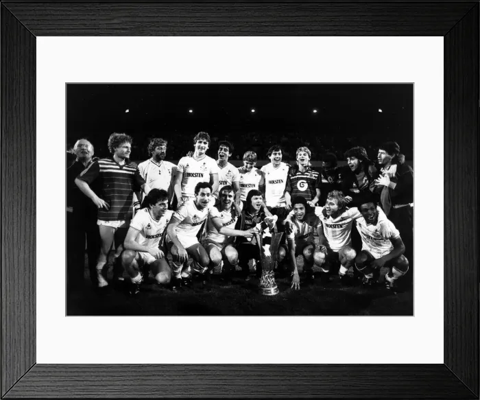 Framed Print : UEFA Cup Final Second Leg at White Hart Lane. Tottenham Hotspur 1 v Anderlecht 1 Framed Print : UEFA Cup Final Second Leg at White Hart Lane. Tottenham Hotspur 1 v Anderlecht 1