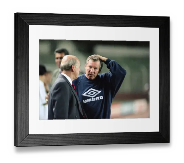 Framed Print : UEFA Champions League match in Turkey. Galatasaray 0 v Manchester United 0