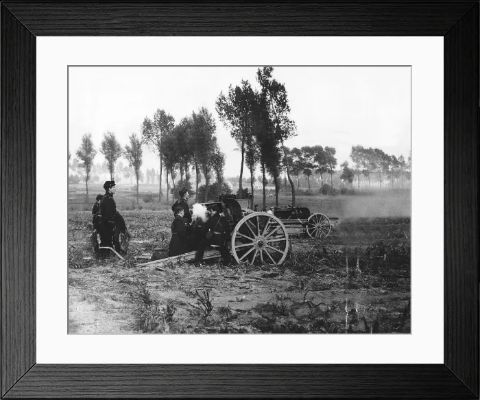 Framed Print : World War One - Belgian artillery in action as they fire their field guns 1914 Framed Print : World War One - Belgian artillery in action as they fire their field guns 1914