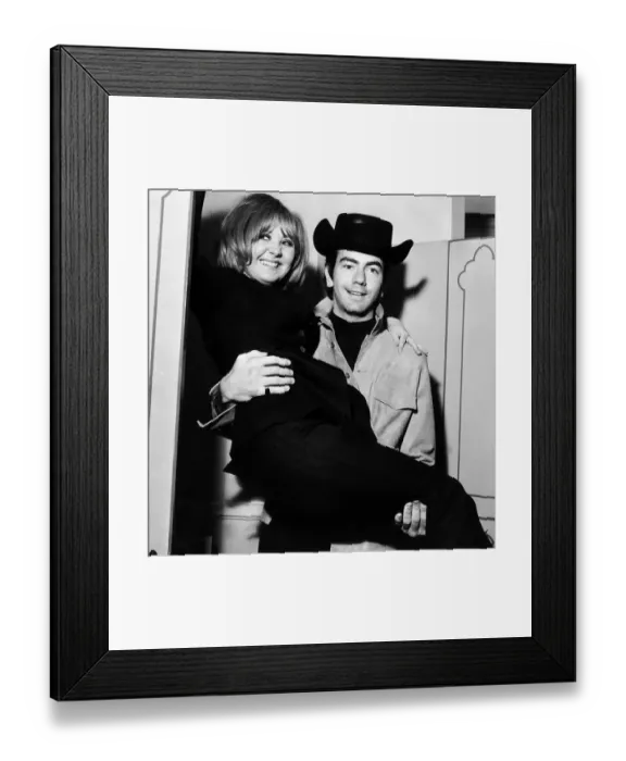 Framed Print : Neil Diamond songwriter and Lulu singer 1967