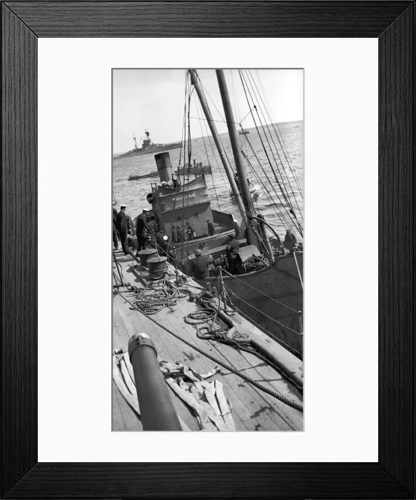Framed Print : German High Sea fleet scuttled at Scapa Flow off Scotland in June 1919 Framed Print : German High Sea fleet scuttled at Scapa Flow off Scotland in June 1919