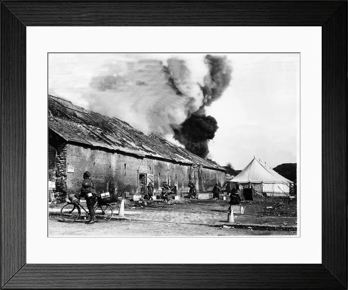 Framed Print : World War One - British troops in retreat in France March 1918 during German offensive