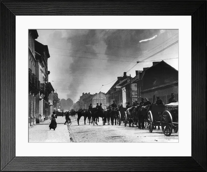 Framed Print : World War One - Belgian calvalry troops and artillery on horseback 1914