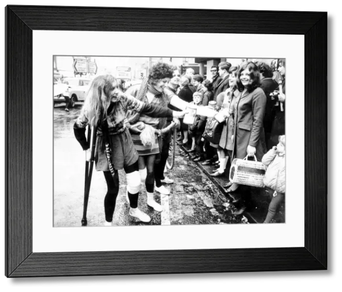 Framed Print : Newcastle University students taking part in the rag week procession in 1970 Framed Print : Newcastle University students taking part in the rag week procession in 1970