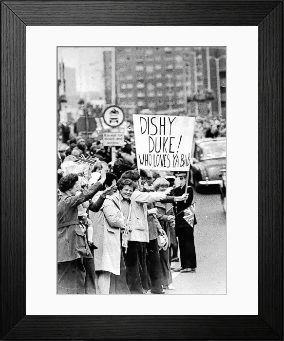 Framed Print : The Queens Silver Jubilee visit to the North East. The crowds line the streets Framed Print : The Queens Silver Jubilee visit to the North East. The crowds line the streets
