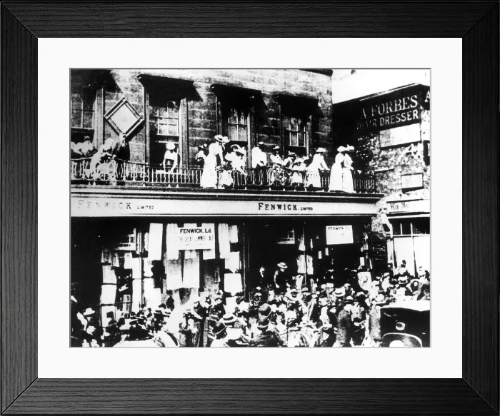 Framed Print : Bargain hunters cram Fenwick department store at the turn of the century Framed Print : Bargain hunters cram Fenwick department store at the turn of the century