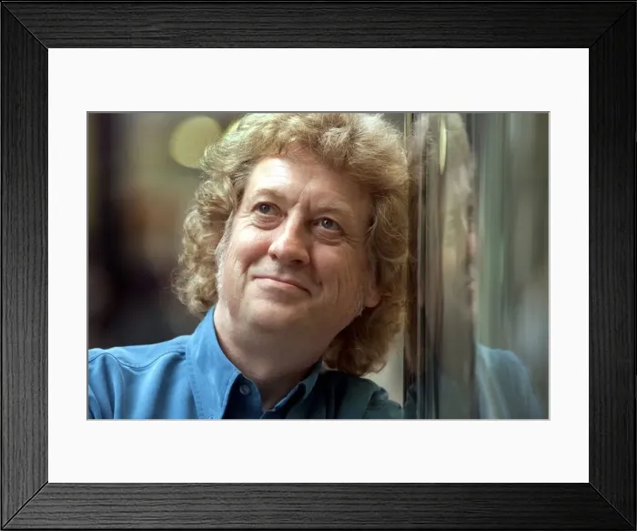 Framed Print : Pop superstar Noddy Holder in Birmingham Framed Print : Pop superstar Noddy Holder in Birmingham