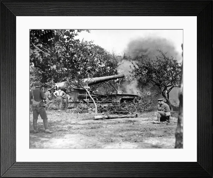 Framed Print : British artillery bombard enemy positions 1916 during the advance on the Western Framed Print : British artillery bombard enemy positions 1916 during the advance on the Western