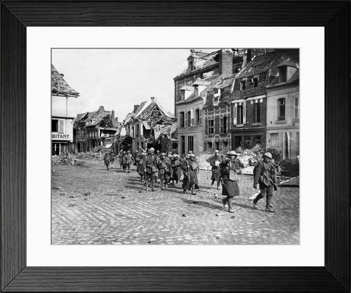 Framed Print : British soldiers march into Peronne after its capture 1917 during World War One Framed Print : British soldiers march into Peronne after its capture 1917 during World War One