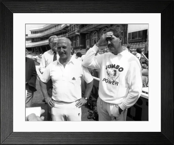Framed Print : Micky Stewart and skipper Graham Gooch August 1988 Framed Print : Micky Stewart and skipper Graham Gooch August 1988