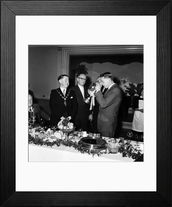 Framed Print : Scunthorpe United Third Division (North) Champions & Sunday Pictorial Giant-killers Cup Framed Print : Scunthorpe United Third Division (North) Champions & Sunday Pictorial Giant-killers Cup