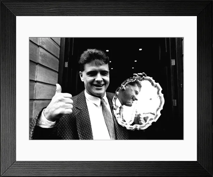 Framed Print : A smiling Paul Gascoigne today received the Barclays Young Eagle award 26 November 1987 Framed Print : A smiling Paul Gascoigne today received the Barclays Young Eagle award 26 November 1987