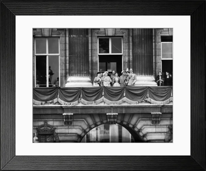 Framed Print : Queen Mother and members of Royal family June 1954 including Queen Elizabeth Framed Print : Queen Mother and members of Royal family June 1954 including Queen Elizabeth