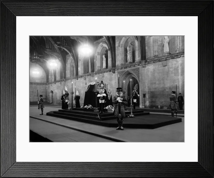Framed Print : King George VI Death State Funeral February 1952 Laying in state in Westminster Framed Print : King George VI Death State Funeral February 1952 Laying in state in Westminster
