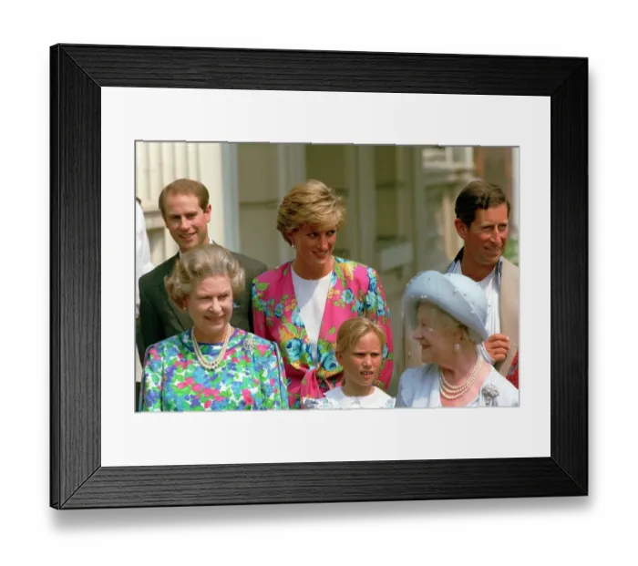 Framed Print : Queen Mother Birthdays August 1990 On her 90th Birthday outside Clarence House Framed Print : Queen Mother Birthdays August 1990 On her 90th Birthday outside Clarence House