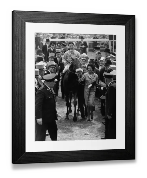 Framed Print : Psidiuma led by Mrs Etti Plesch winner the Epsom Derby - May 1961