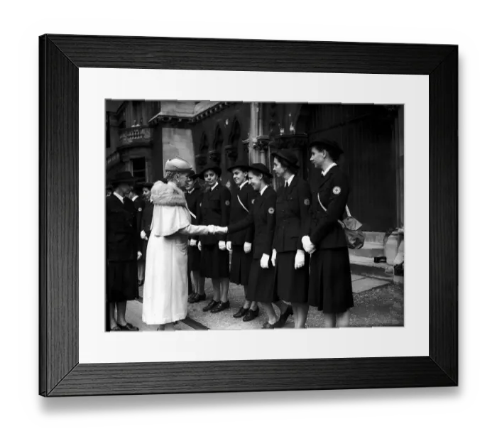 Framed Print : Queen Mary with American red cross women in Bristol