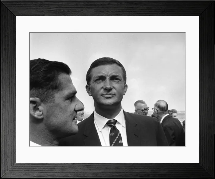 Framed Print : Austrailian cricket player Richie Benaud 1961 Framed Print : Austrailian cricket player Richie Benaud 1961