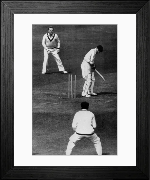 Framed Print : Len Hutton batting at Headingley cricket ground circa. 1950 Framed Print : Len Hutton batting at Headingley cricket ground circa. 1950