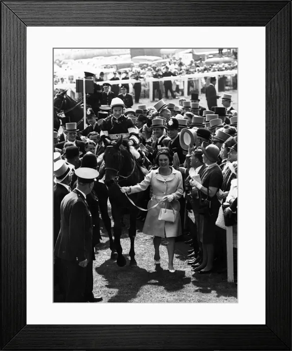 Framed Print : Lester Piggott jockey on Sir Ivor after winning the Derby, led by Mrs Raymond Guest Framed Print : Lester Piggott jockey on Sir Ivor after winning the Derby, led by Mrs Raymond Guest
