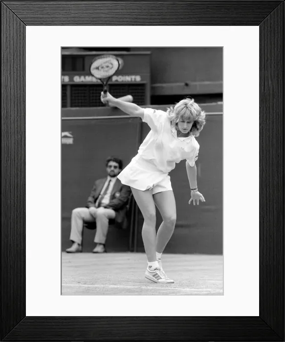 Framed Print : Wimbledon tennis 1987-6th day Steffi Graf v L. Gildemeister 1980s