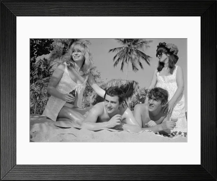 Framed Print : Comedian, actor and publisher Peter Cook with his wife Wendy (right Framed Print : Comedian, actor and publisher Peter Cook with his wife Wendy (right