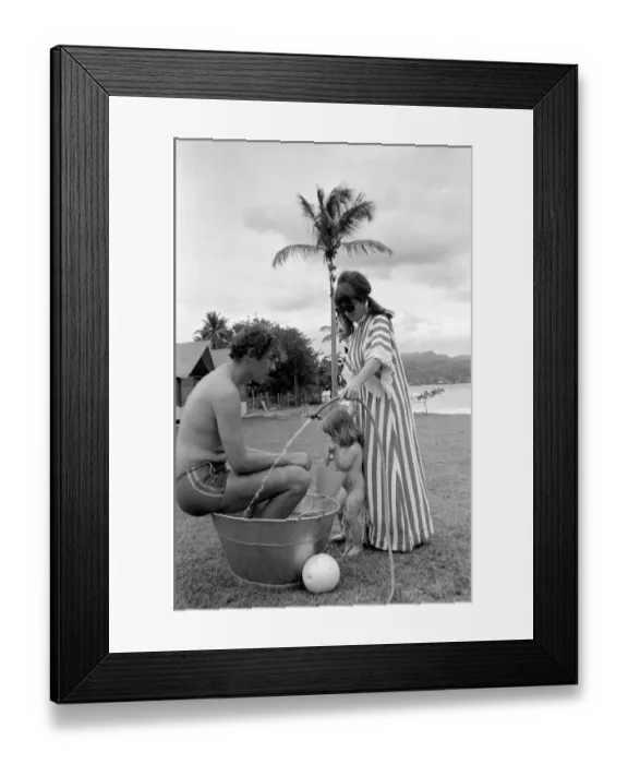 Framed Print : Comedian, actor and publisher Peter Cook with his daughter Lucy Framed Print : Comedian, actor and publisher Peter Cook with his daughter Lucy