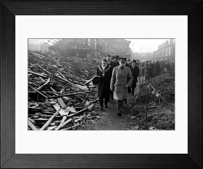 Framed Print : King George VI visits Birmingham to survey the bomb damage after a bombing raid in world