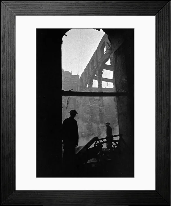 Framed Print : L. F.s Firemen attend a fire in the city of London on Sunday night near the Guildhall Framed Print : L. F.s Firemen attend a fire in the city of London on Sunday night near the Guildhall