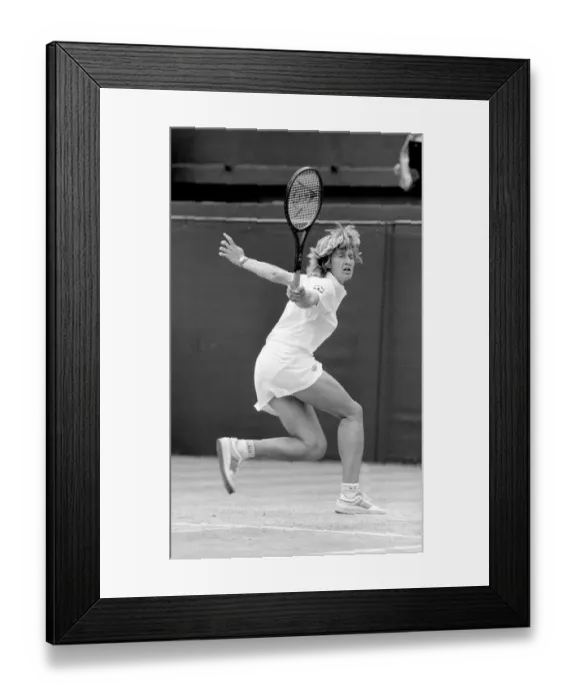 Framed Print : Wimbledon tennis 1987-9th day Steffi Graf v Gabriella Sabatini 1980s
