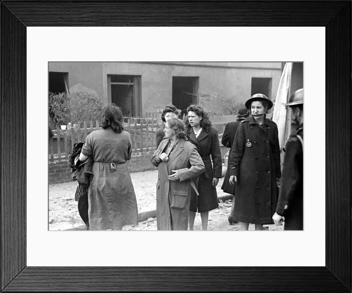 Framed Print : People survey the damage from the bombings in Kings Cross after air raids on London in Framed Print : People survey the damage from the bombings in Kings Cross after air raids on London in