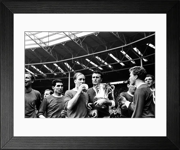 Framed Print : Leicester City 1-3 Manchester United 1963 FA Cup Final 25 / 5 / 1963 Framed Print : Leicester City 1-3 Manchester United 1963 FA Cup Final 25 / 5 / 1963