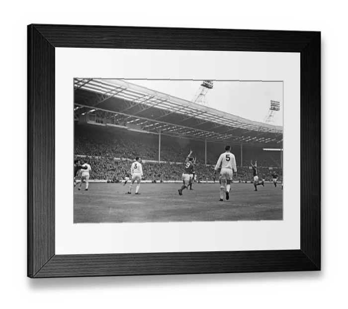 Framed Print : Leicester City 1-3 Manchester United 1963 FA Cup Final 25 / 5 / 1963 Framed Print : Leicester City 1-3 Manchester United 1963 FA Cup Final 25 / 5 / 1963